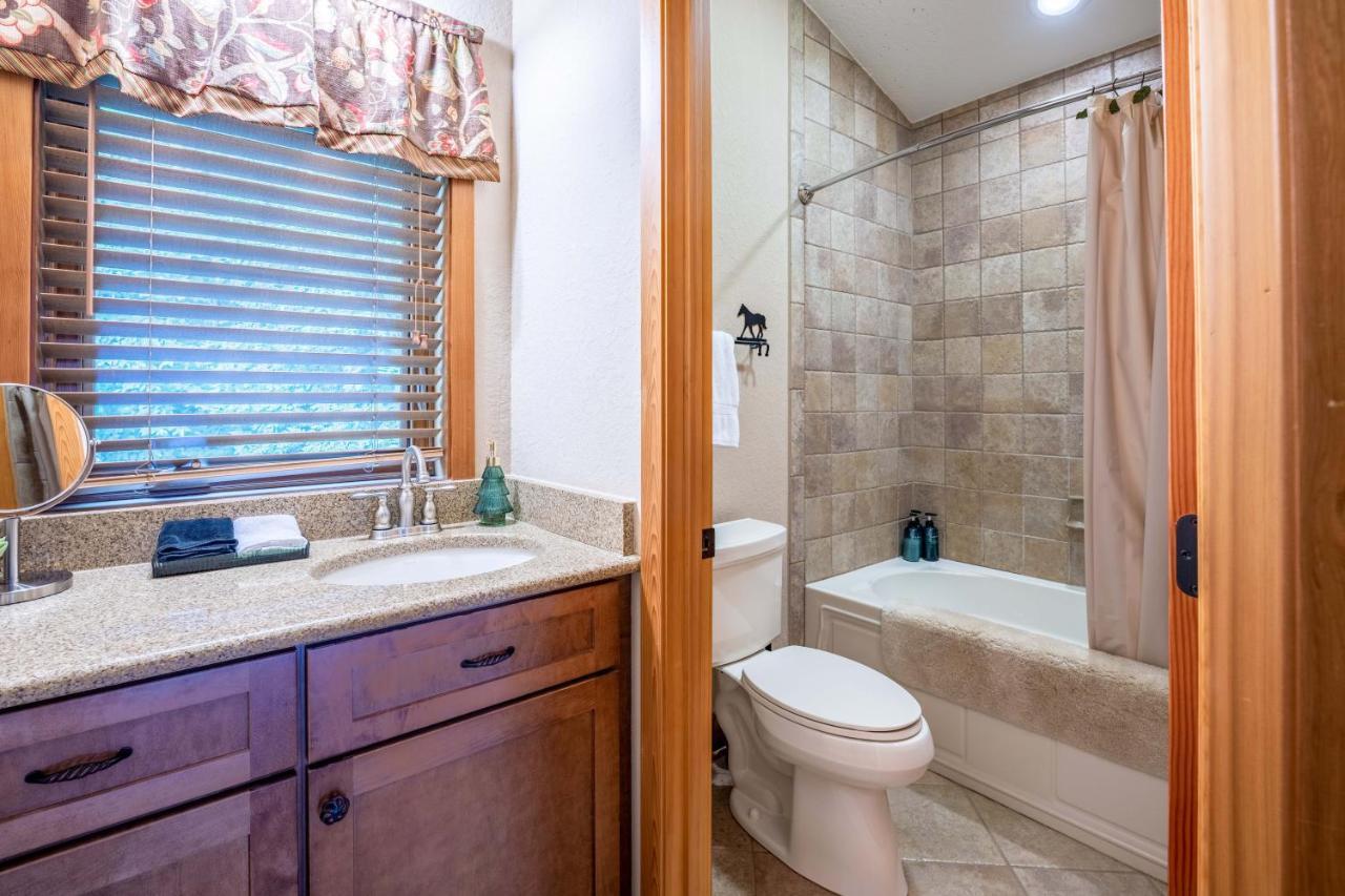 --Mountain Chalet Getaway With Breathtaking View Next To Tail Of Dragon-- Robbinsville Exterior foto