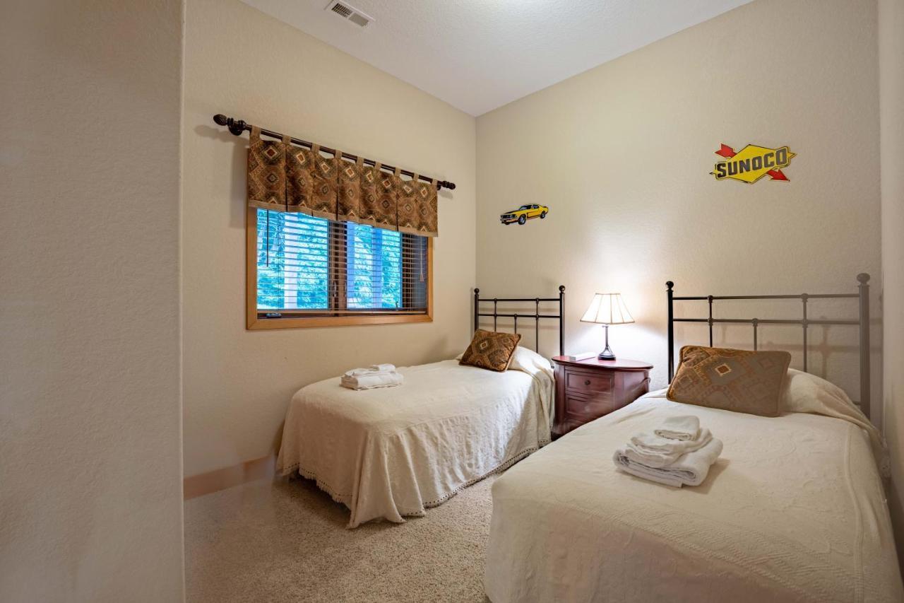 --Mountain Chalet Getaway With Breathtaking View Next To Tail Of Dragon-- Robbinsville Exterior foto